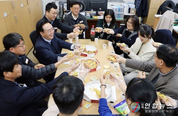 윤병태 나주시장, ‘점심·간식 소통’ … 내부 결속 다지기 눈길