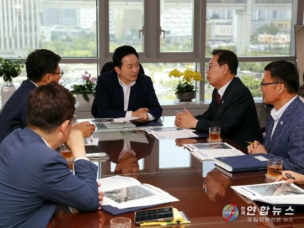 송인헌 괴산군수, 정부예산 확보 위해 국토교통부 방문