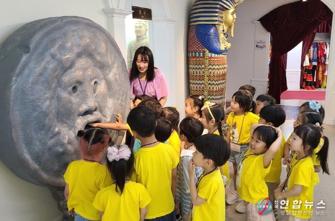 익산글로벌문화관, 세계문화의 창 활짝 열다