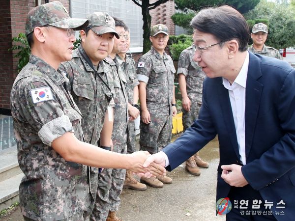 우범기 전주시장, 추석 명절 맞아 군 장병 위로