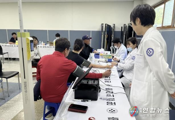 태안군청소년수련관에서 진행된 특수건강진단 모습.