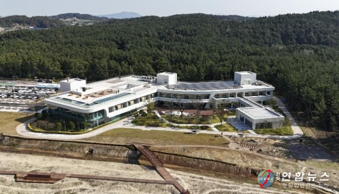 개관식을 앞둔 태안해양치유센터 전경.