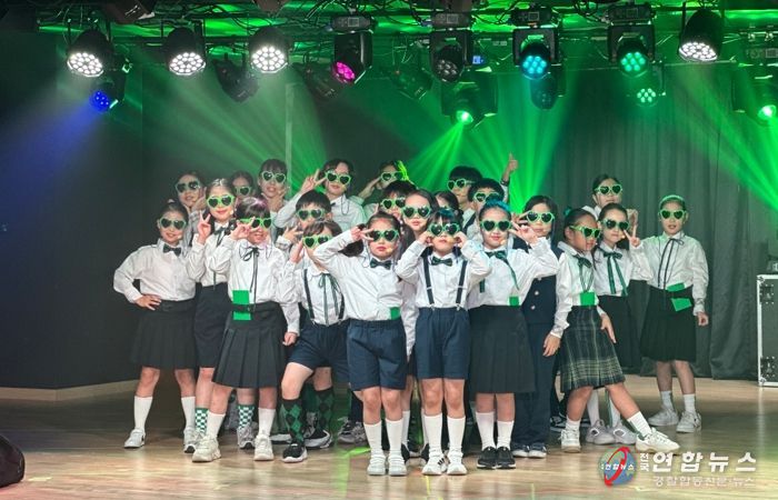 용인특례시는 지난 8일 용인상상의숲 공연놀이터에서 드림스타트 아동들이 뮤지컬 ‘2025 드림플라이' 공연을 했다고 밝혔다