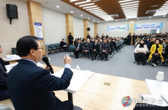 완주군, 소양 복합체육시설·구이저수지 둘레길 속도-소양연초방문