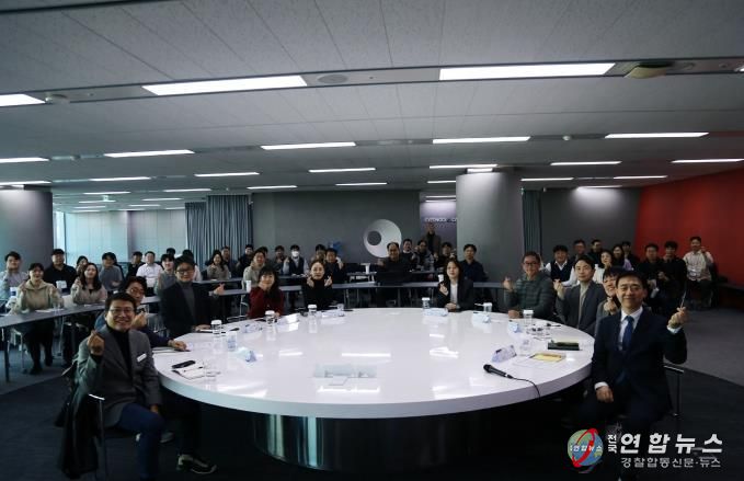 경기도, 6개 AI 클러스터 개소 최종 점검…AI기업·지자체 협력간담회 개최