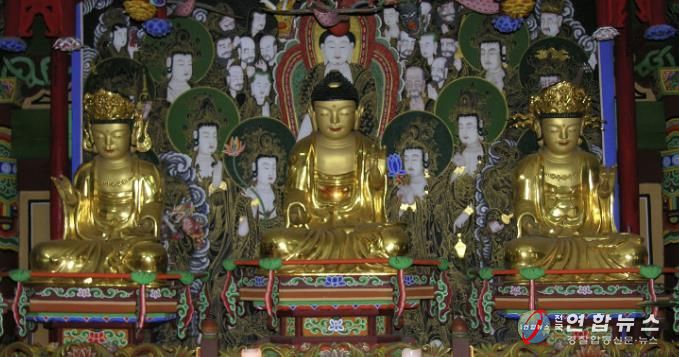 '홍성 용봉사 목조여래삼존상' 道 문화유산 신규지정