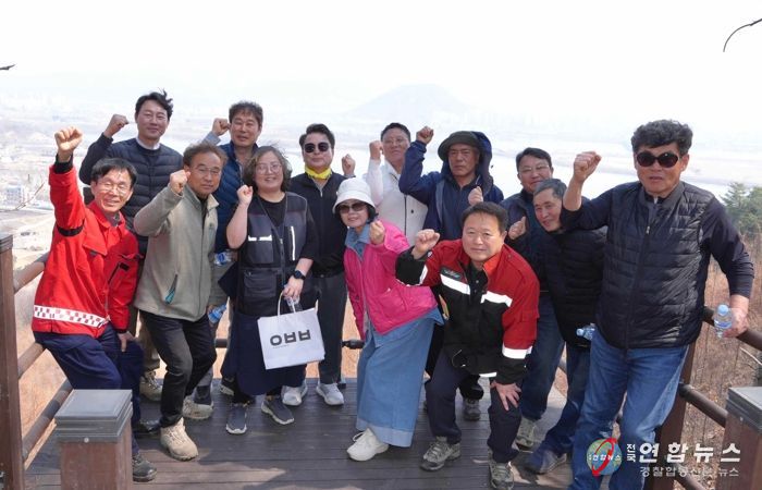 육동한 춘천시장 장군봉 등산로 현장점검