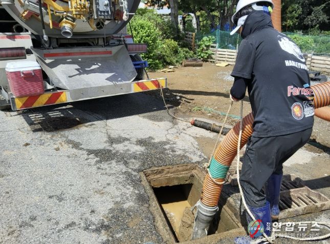 하수도 및 배수시설 점검 및 준설 작업 현장